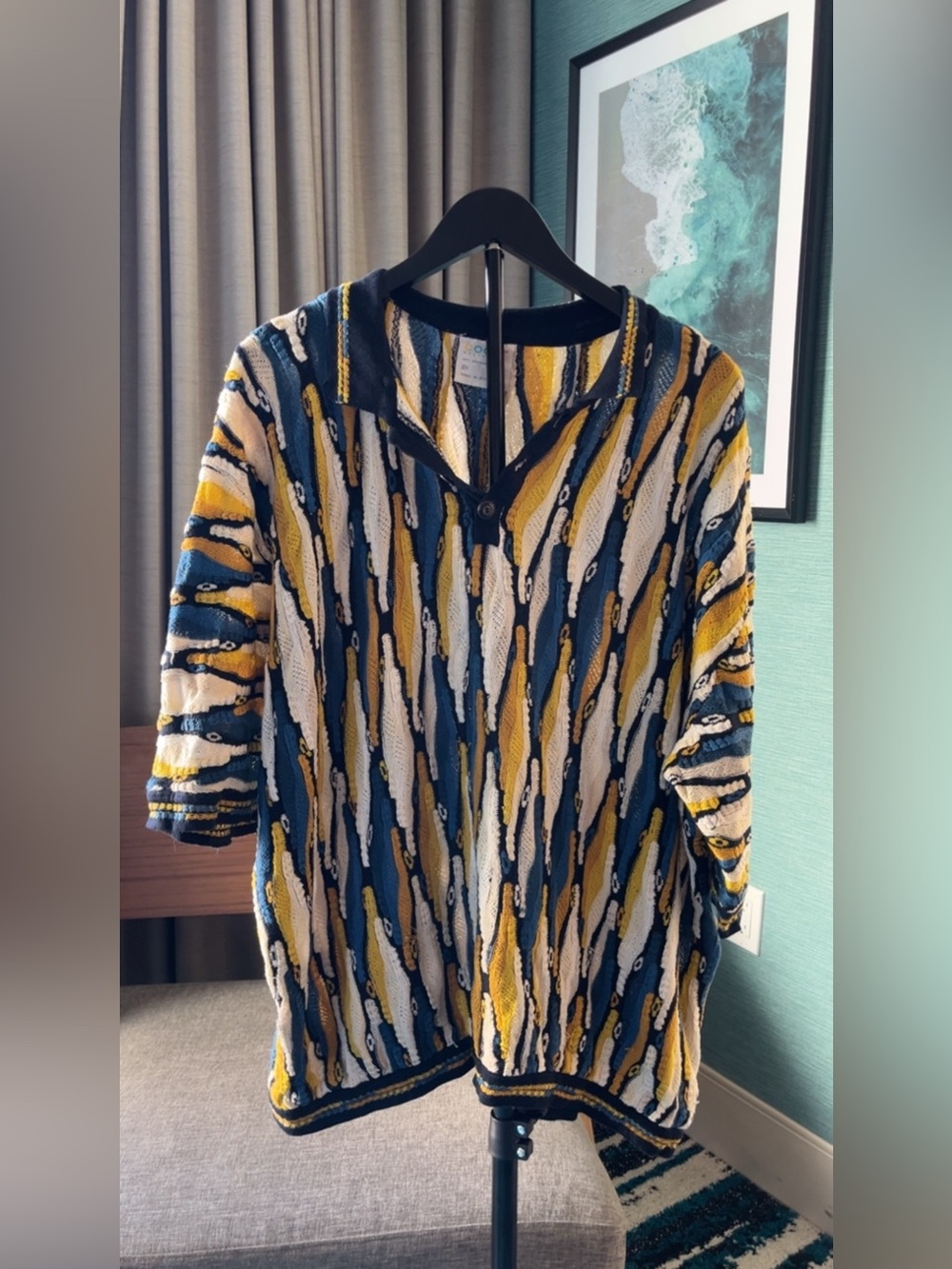 Rare Vintage Coogie sweater top